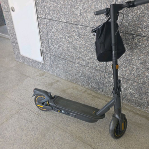 전동킥보드 나인봇 MAX G2 이미지