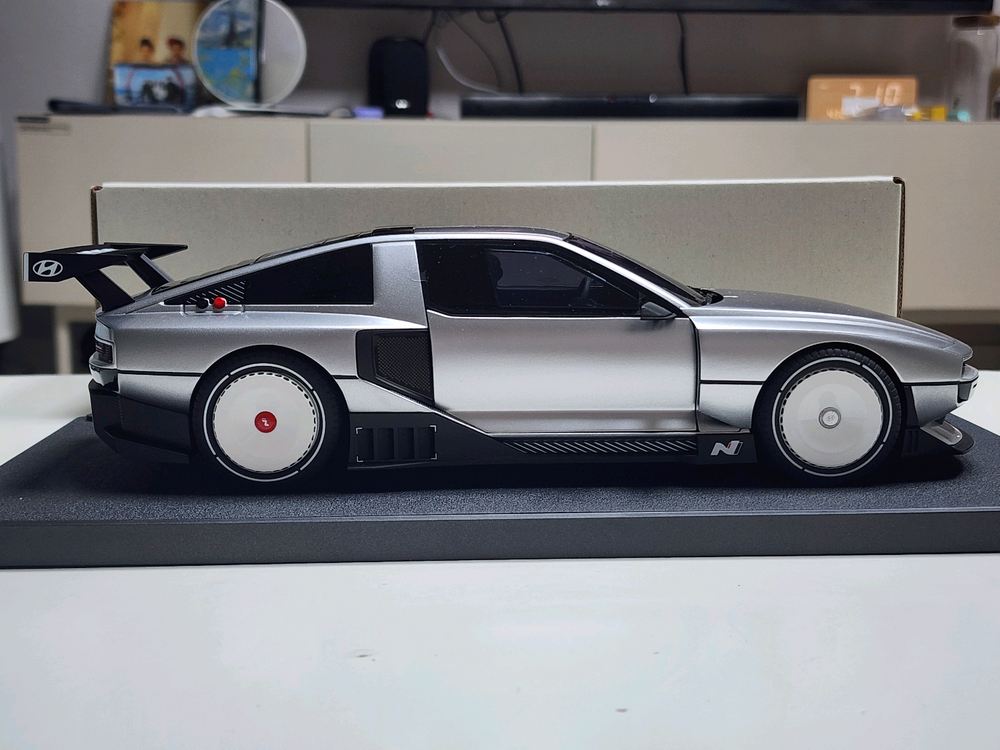 1:18 현대 N Vision74 국산 다이캐스트 이미지