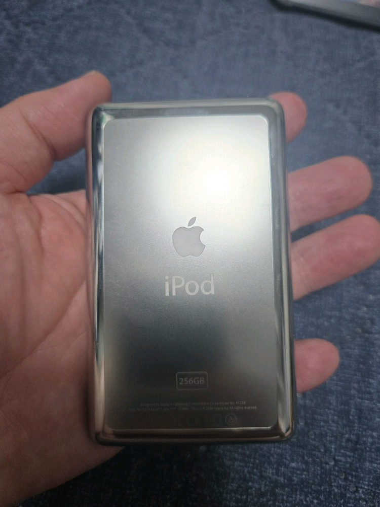 아이팟 클래식 7세대 ssd 256GB 이미지