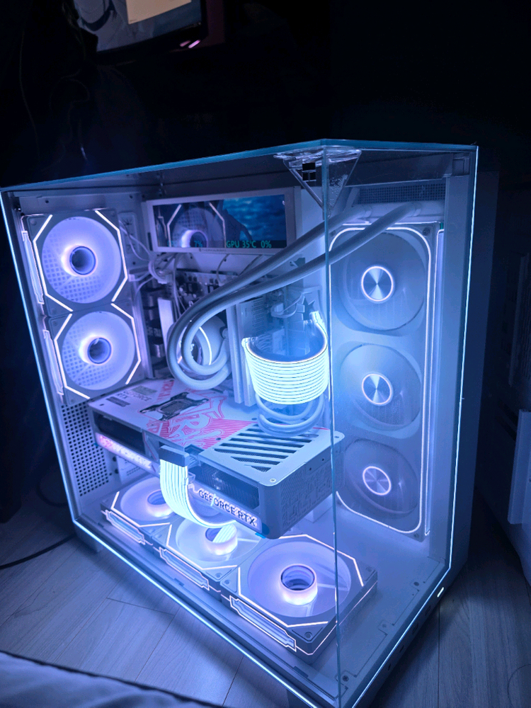 라이젠7 9800X3D RTX5080 새상품 본체 급매 이미지