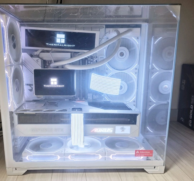 라이젠9 9950x3d RTX5080 어로스마스터 이미지