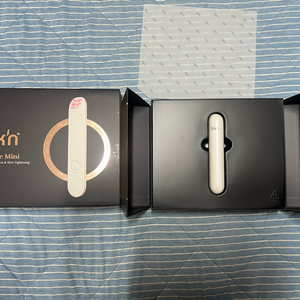 실큰 페이스타이트 미니 디바이스 고주파 마사지기 풀구성박스 이미지