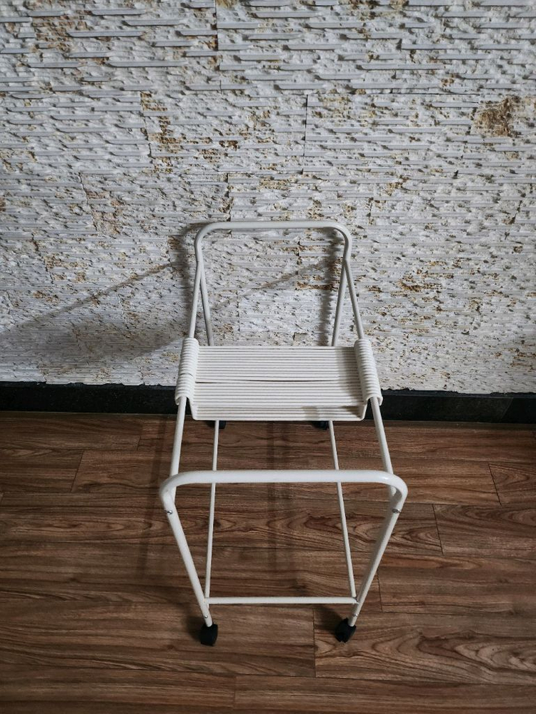 이동식 바지걸이 행거 이미지
