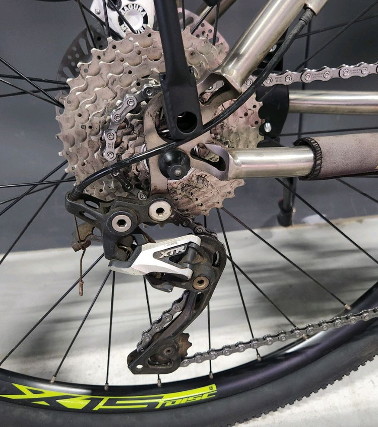 티타늄 전기자전거 e-mtb 팝니다. 이미지