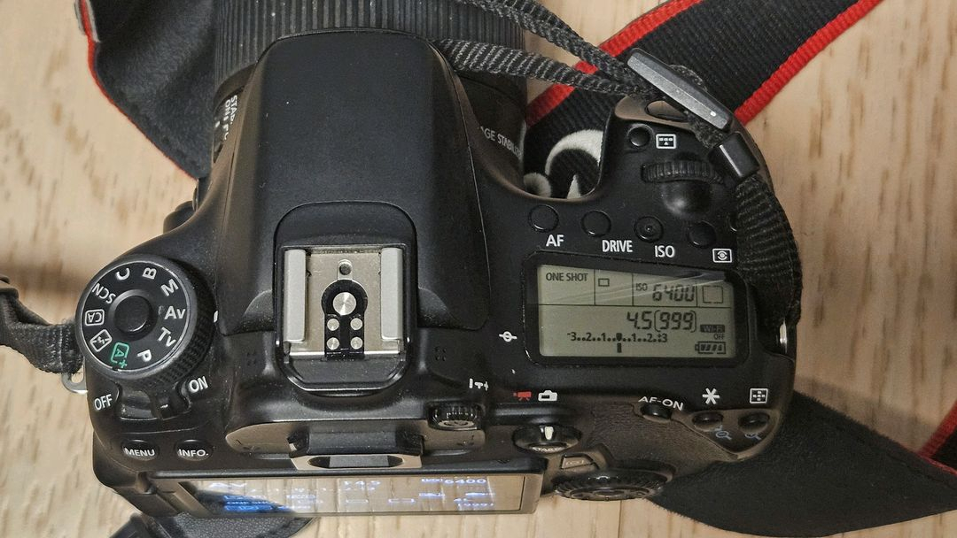 캐논 70d + 18-55mm stm 렌즈 이미지