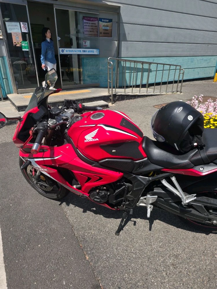 CBR 650R 육반 판매합니다 - 안심되는 중고거래