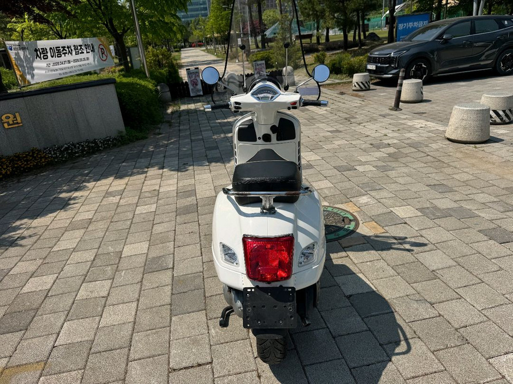 베스파 gts300 18년형 abs 무꿍무슬립 판매합니다 이미지