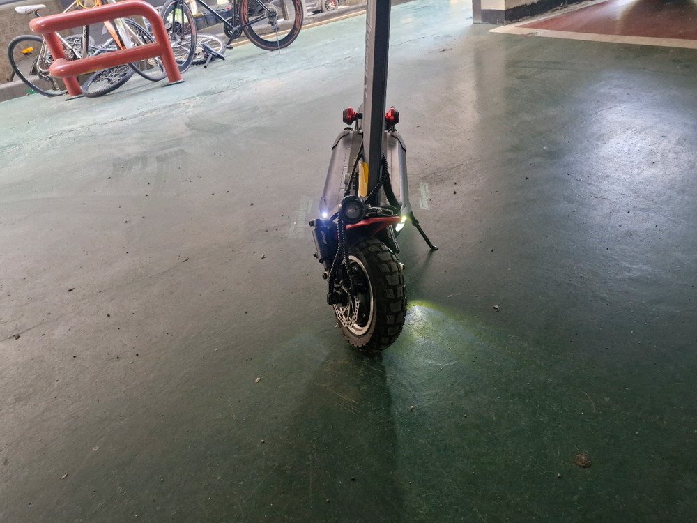 미니모터스 스피드웨이 V 전동 킥보드 이미지