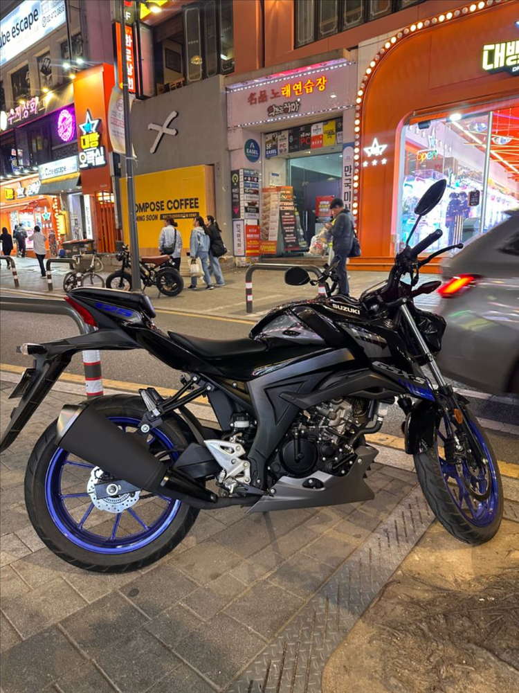 스즈키 gsx-s 125 21년식 이미지