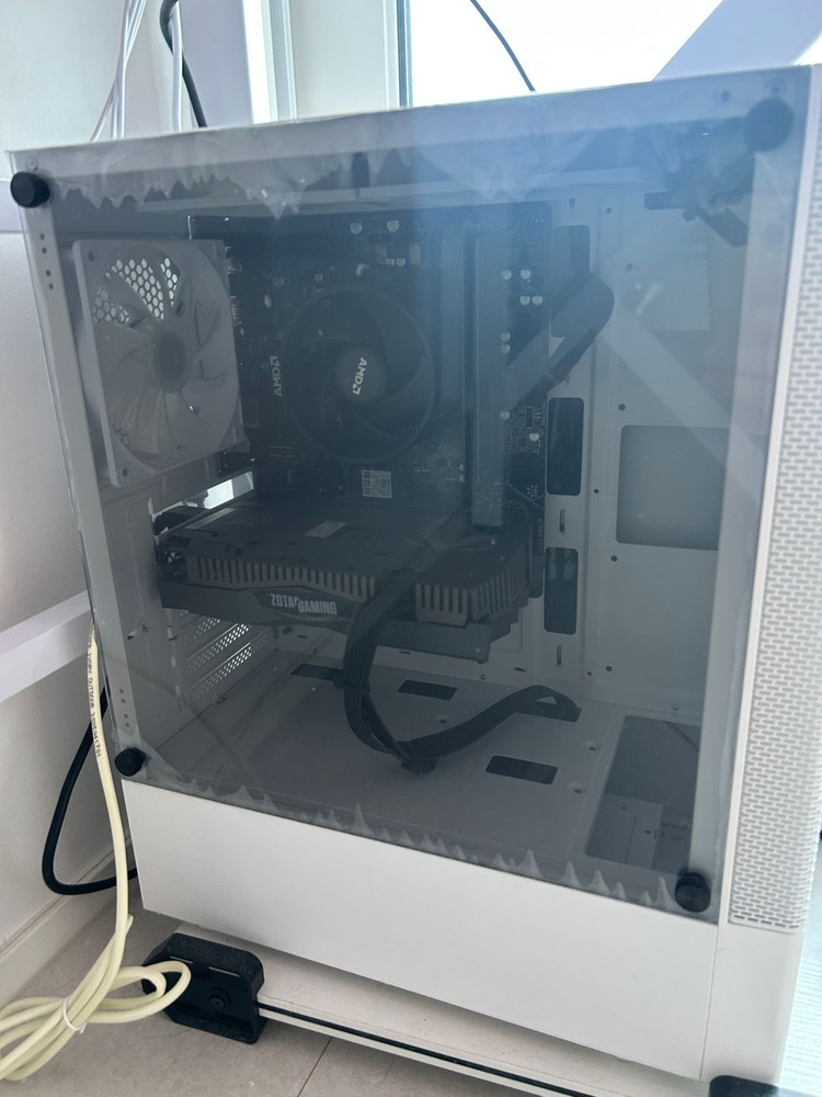 게이밍pc 1660s ram16 ssd256 (컴퓨터 본체 외 주변기기 포함 가능) 이미지