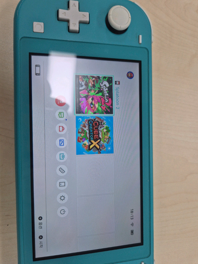 닌텐도 스위치 라이트 본체 + 큐브 크리에이터 X + 스플래튠2 게임칩 2개 이미지