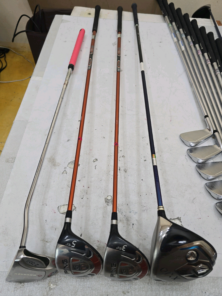 40만 야마하 경량스틸 아이언 젝시오 등 남성용 중고골프채 풀세트 이미지