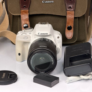 캐논 EOS 100D DSLR 카메라 이미지