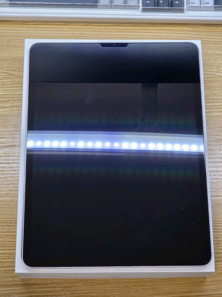 아이패드 프로 12.9 (6세대) + 애플펜슬 2세대 + 스마트 폴리오 케이스 + 거치대 이미지