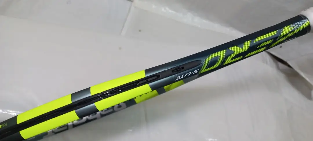 테니스라켓 바볼랏 2026 퓨어에어로 슈퍼라이트 (255g) 이미지