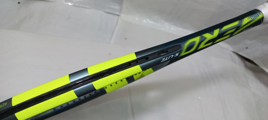 테니스라켓 바볼랏 2026 퓨어에어로 슈퍼라이트 (255g) 이미지