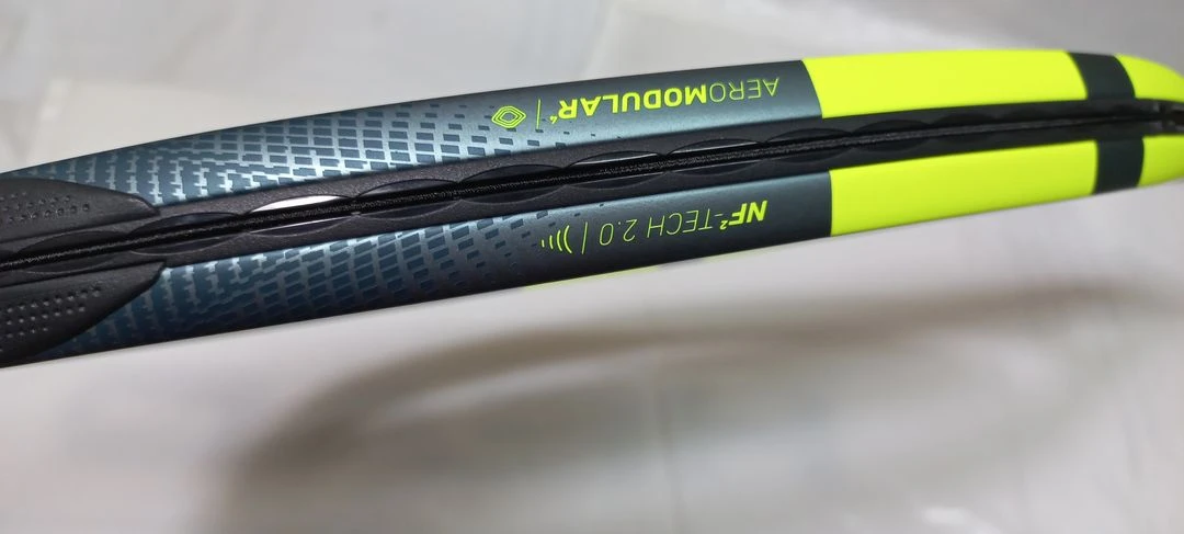테니스라켓 바볼랏 2026 퓨어에어로 슈퍼라이트 (255g) 이미지