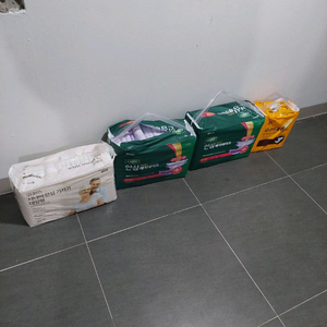 테잎형 기저귀 세트 이미지