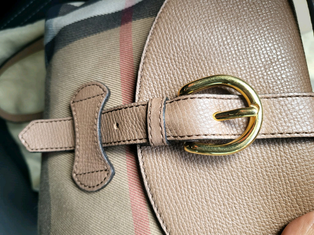 버버리 정품 체크 크로스백 이미지