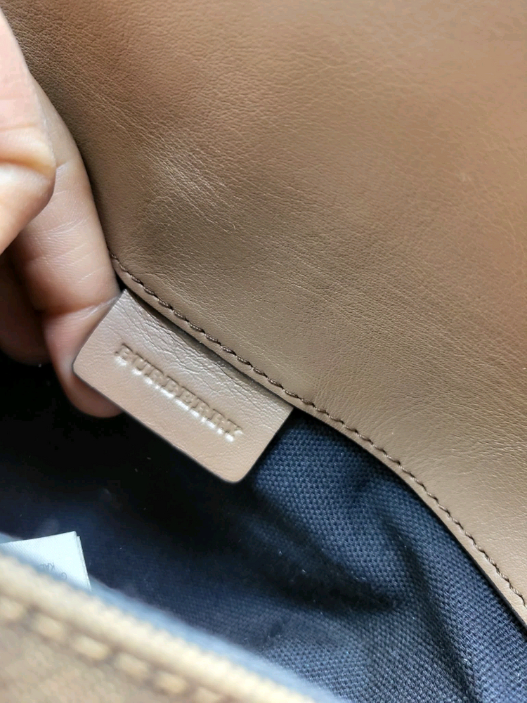 버버리 정품 체크 크로스백 이미지