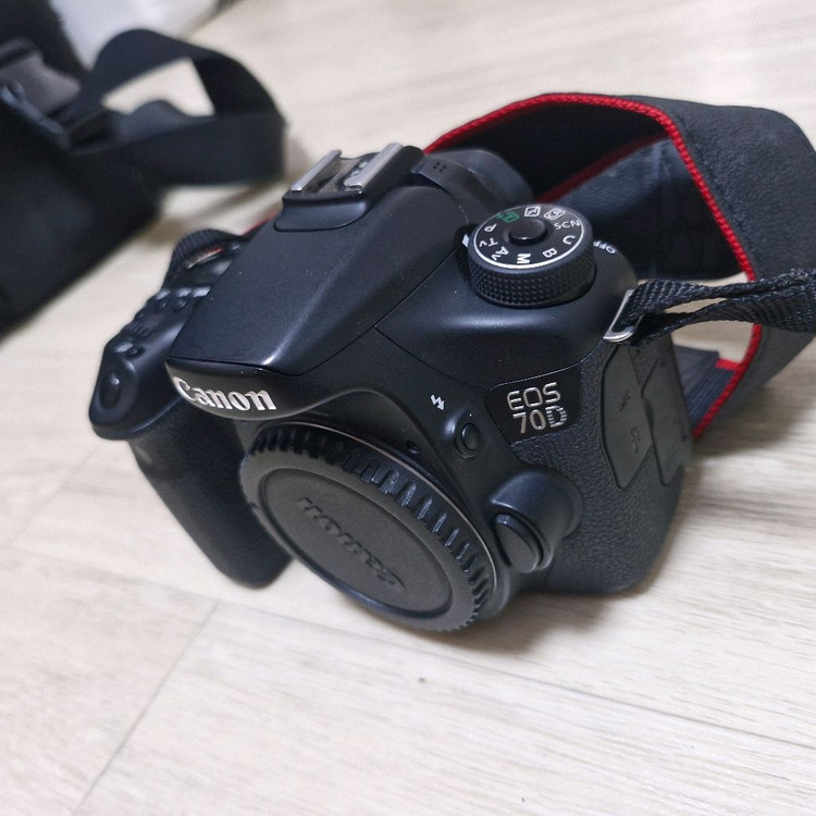 캐논 EOS 70D DSLR 카메라 가방 포함 이미지