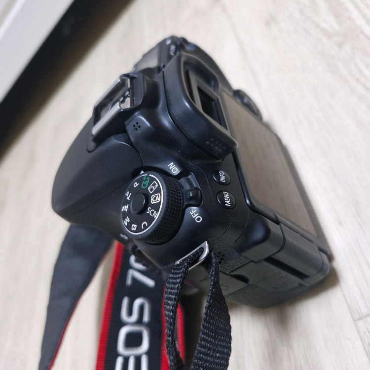캐논 EOS 70D DSLR 카메라 가방 포함 이미지