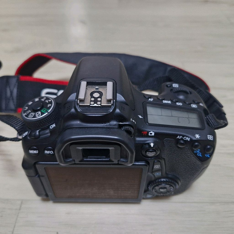 캐논 EOS 70D DSLR 카메라 가방 포함 이미지