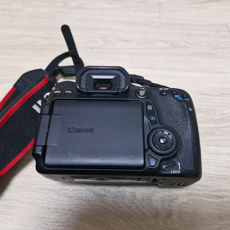 캐논 EOS 70D DSLR 카메라 가방 포함 이미지
