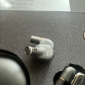 AKG N5005 오른쪽 유닛 삽니다 이미지