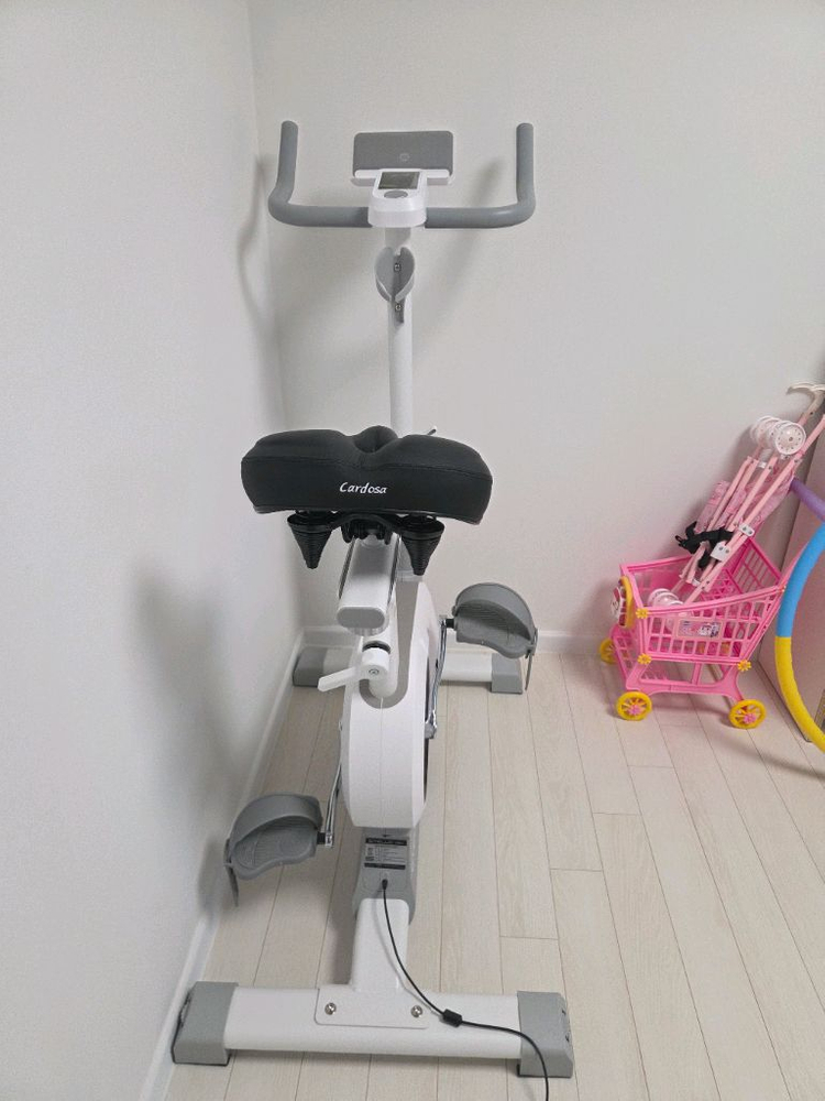 멜킨 싸이클럭스 실내자전거 이미지