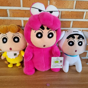 짱구 중형인형들 일괄 이미지