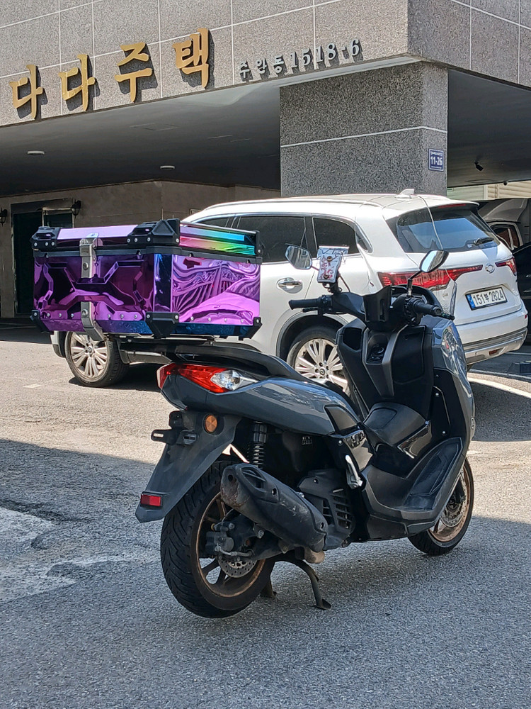 엔맥스,nmax125 23년식 5.4만Km 알탑셋팅 유광그레이!! 이미지