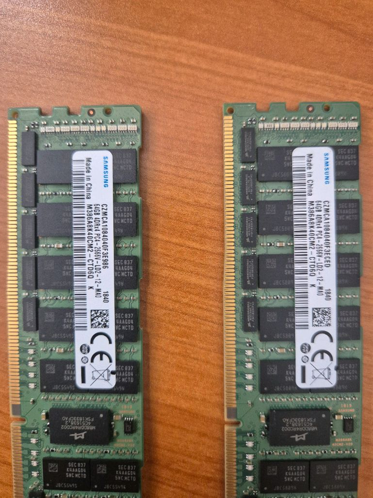 삼성 서버 메모리 DDR4 128GB (64GB X 2) 이미지