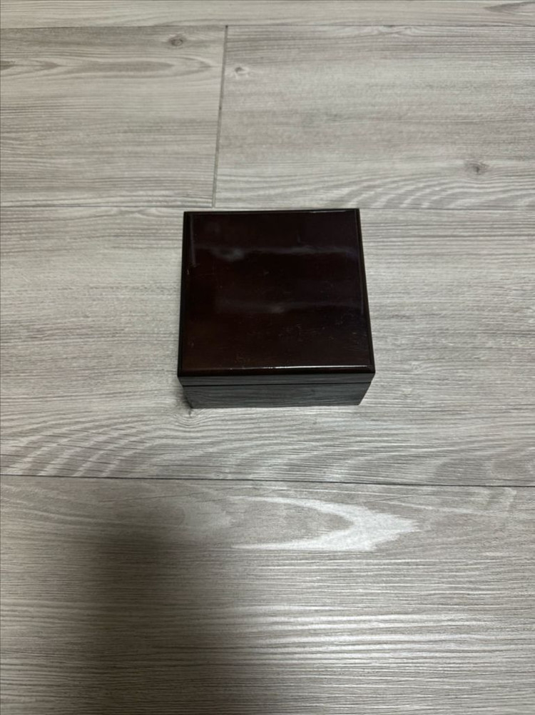 로즈몽 손목시계 풀박스 이미지