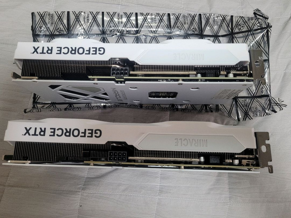 이엠텍 RTX 4060TI MIRACLE WHITE D6 8GB 신품동일 이미지