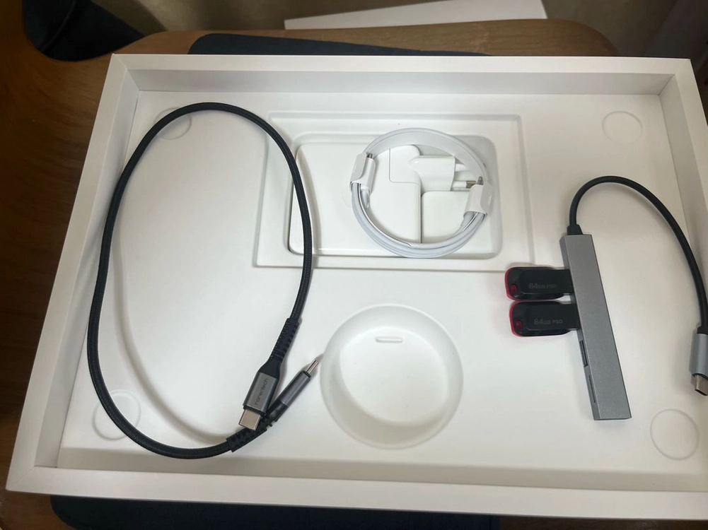 애플 맥북 프로 13인치 2022 16GB 512GB 실버 이미지