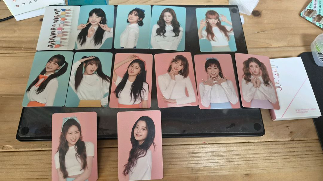 아이즈원 팬클럽 키트 포토카드 이미지