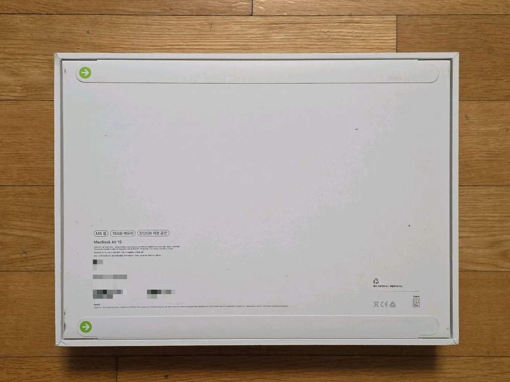 애플 맥북 에어 15 M5 미드나이트 512GB 16GB 새상품 처분합니다 이미지