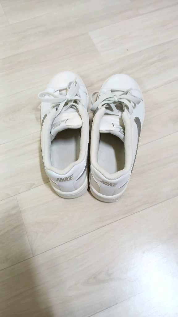 남성신발 나이키 운동화 이미지