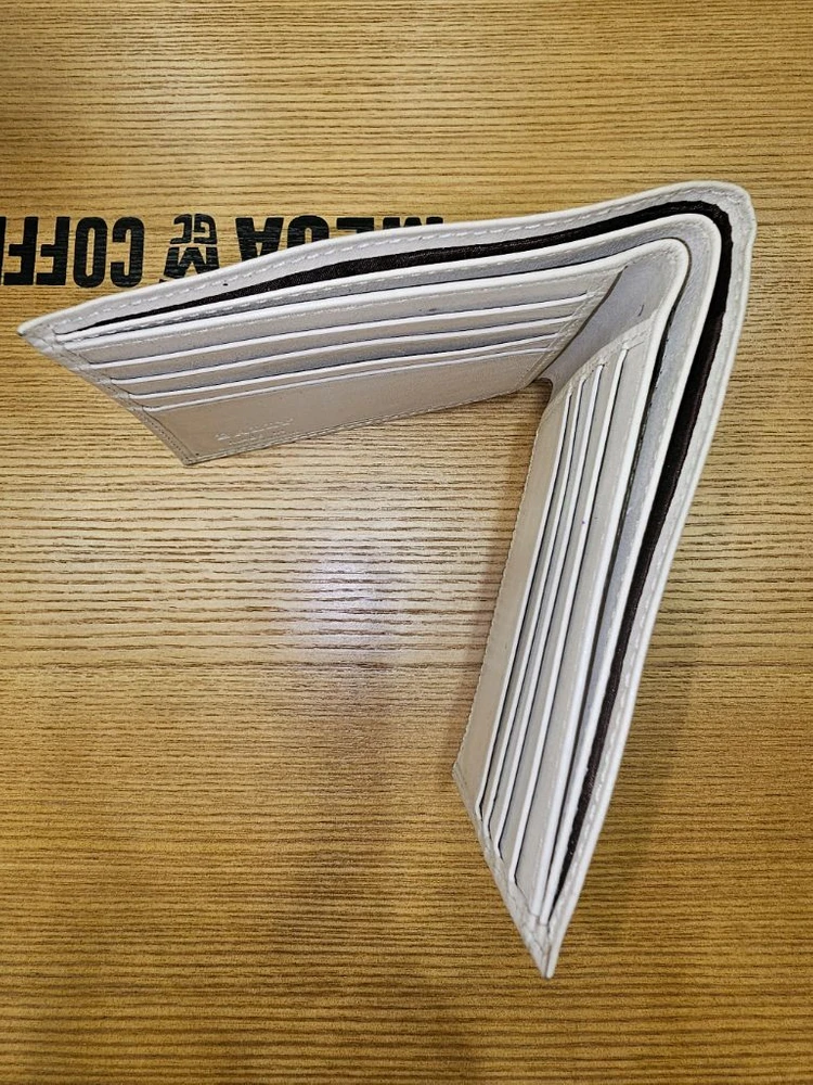 발리 반지갑 이미지