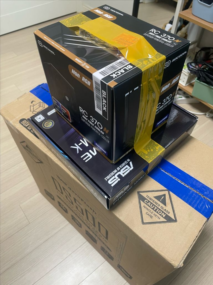 라이젠7 5700x rtx3070 고사양 컴퓨터 이미지
