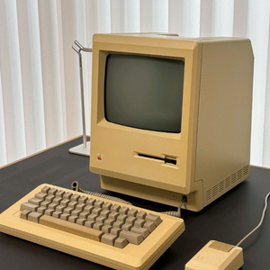 애플 올드맥 macintosh 128k 이미지