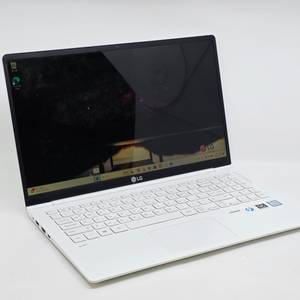 LG그램 15인치 15Z990-VP50ML 화이트 인텔 i5 중고노트북 이미지