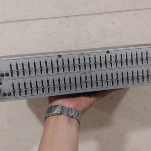 DBX 231S 그래픽 이퀄라이저 듀얼 31밴드 이미지