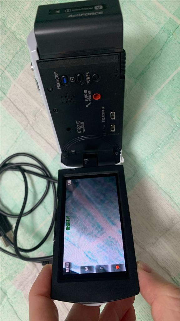 화이트 예쁜 레어색상 소니 HDR-PJ380 화이트 프로젝터 내장 빈티지캠코더 팝니다. 이미지
