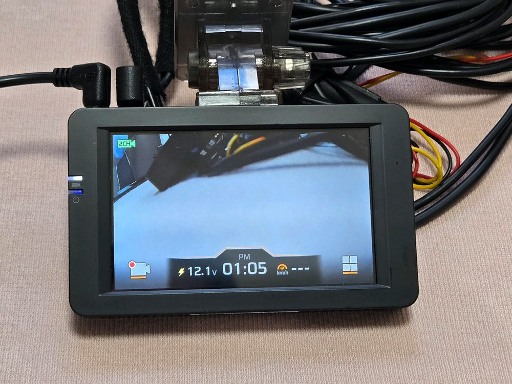 파인뷰 lx7700 2채널 블랙박스 세트 이미지