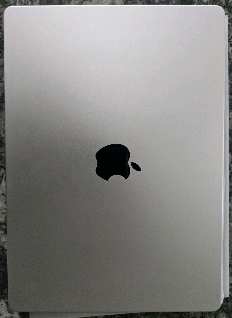 맥북프로 14 M5 16GB / 1TB 실버 / 100% 새상품급 이미지