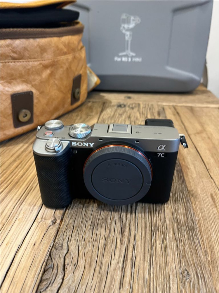 SONY A7C 풀프레임 미러리스 카메라 이미지