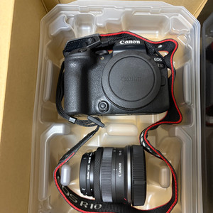 캐논 미러리스 카메라 EOS R10 18-45 KIT 이미지