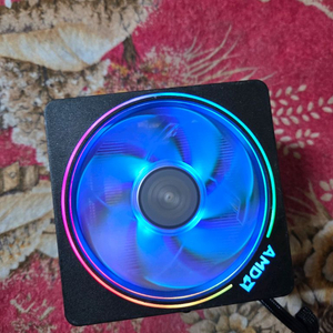 AMD Wraith Prism 프리즘 CPU 쿨러 이미지